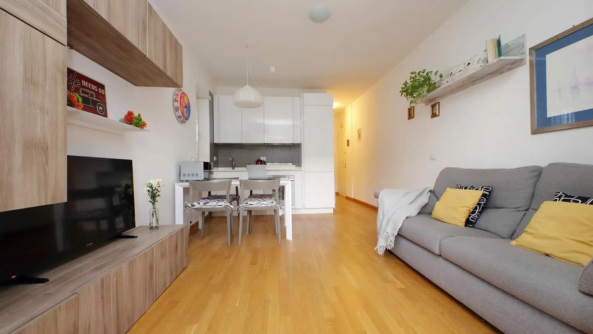 Silvias Flat Apartment Rome